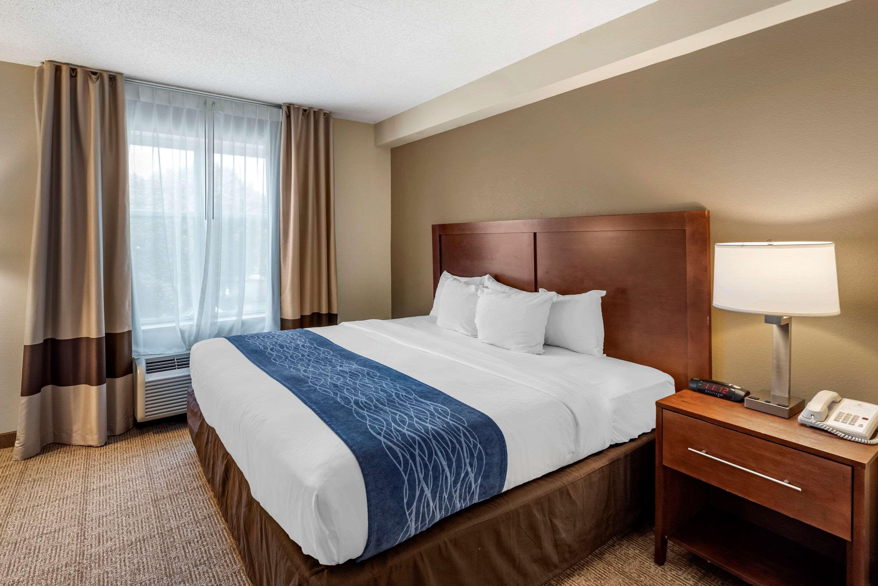 Comfort Inn & Suites Virginia Beach - Norfolk Airport Экстерьер фото