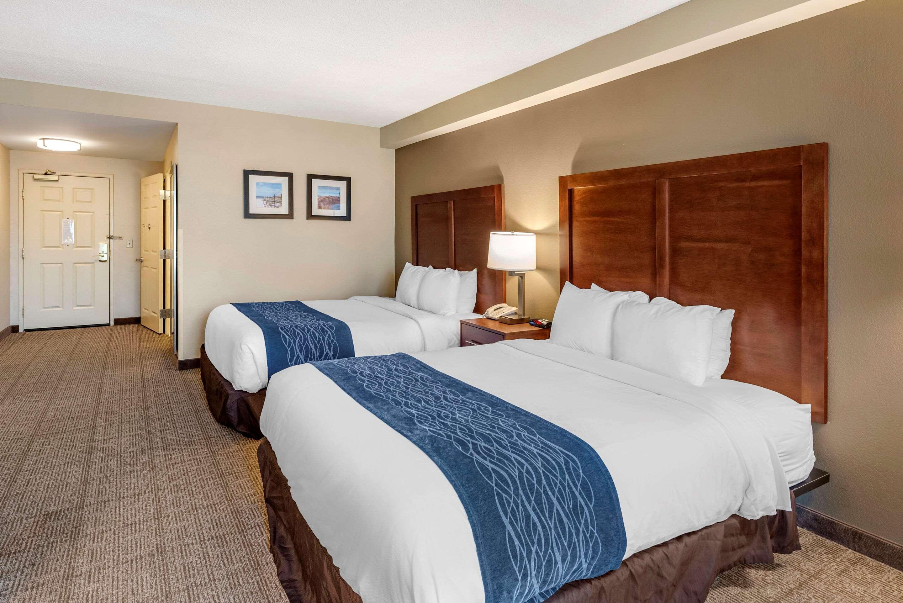 Comfort Inn & Suites Virginia Beach - Norfolk Airport Экстерьер фото