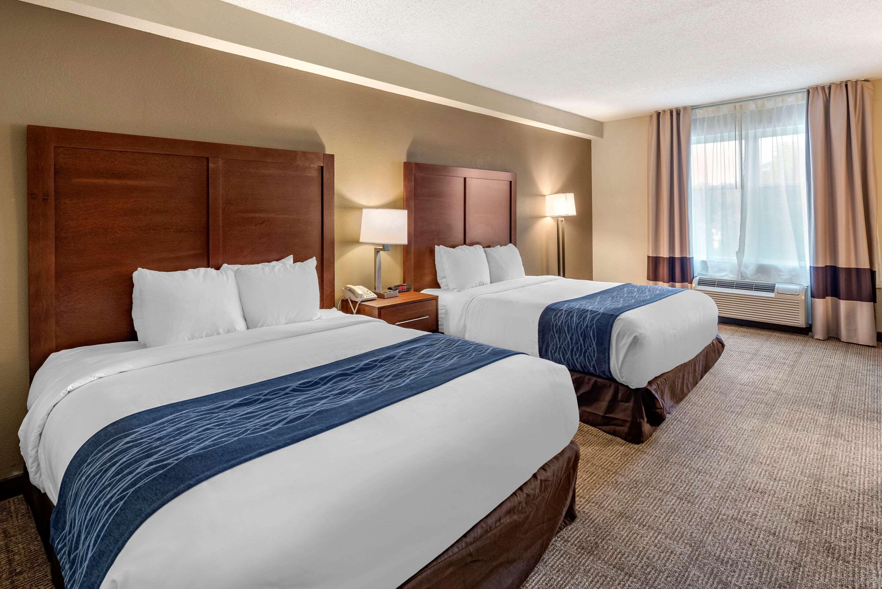 Comfort Inn & Suites Virginia Beach - Norfolk Airport Экстерьер фото