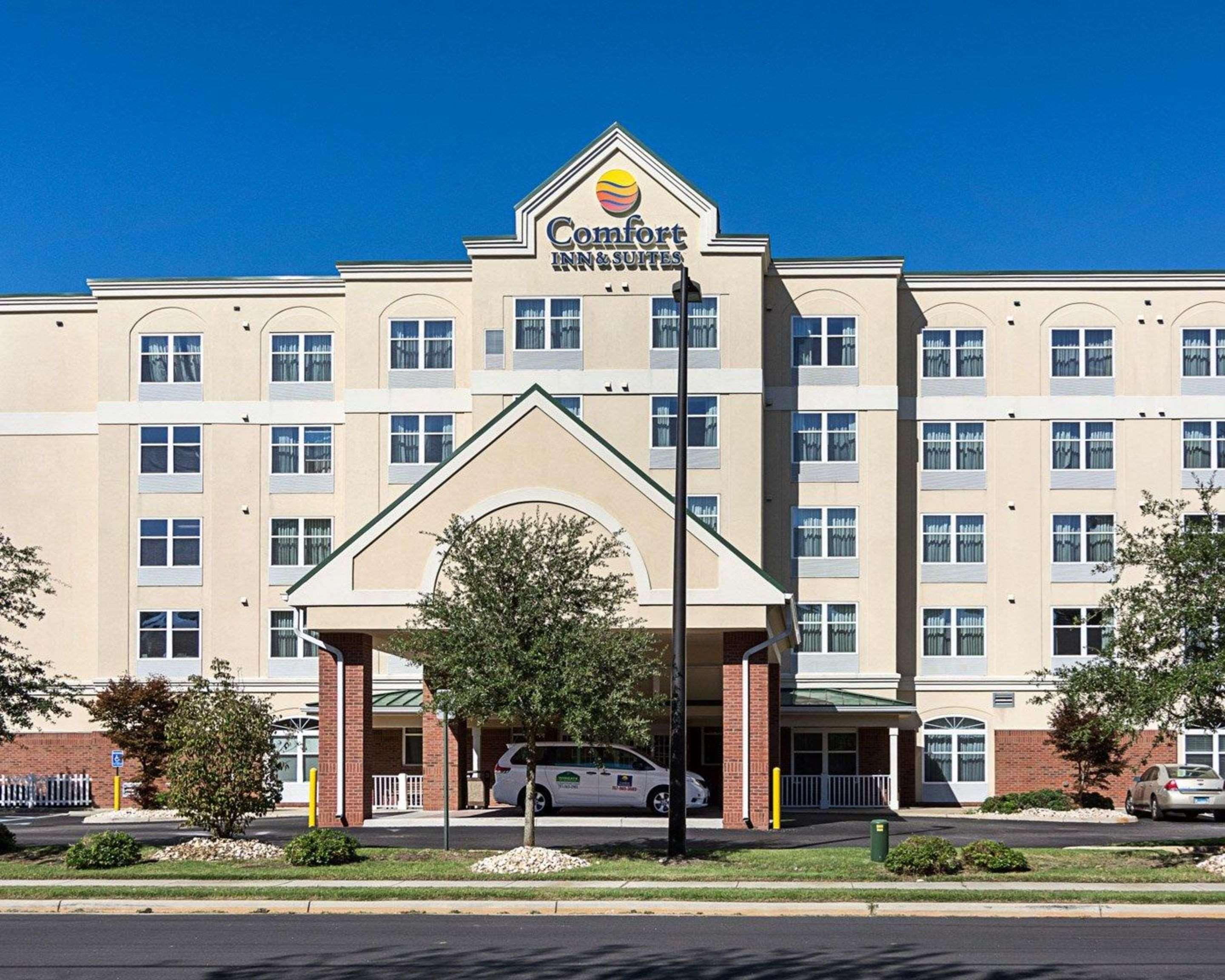 Comfort Inn & Suites Virginia Beach - Norfolk Airport Экстерьер фото